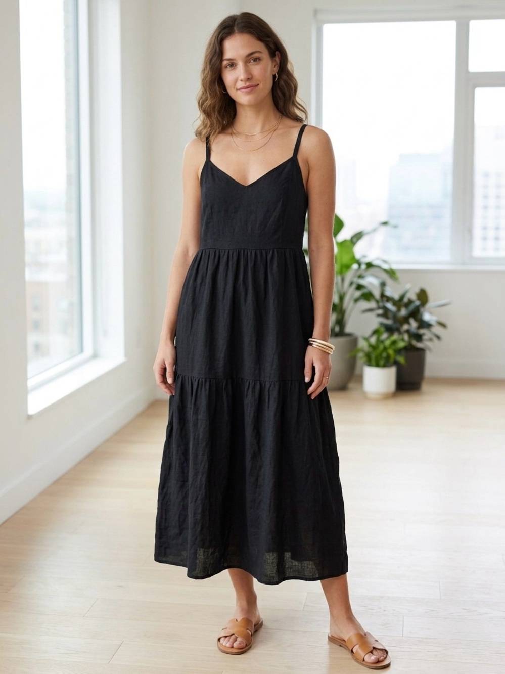 Old Navy Black Tiered Maxi Spaghetti Strap Dress